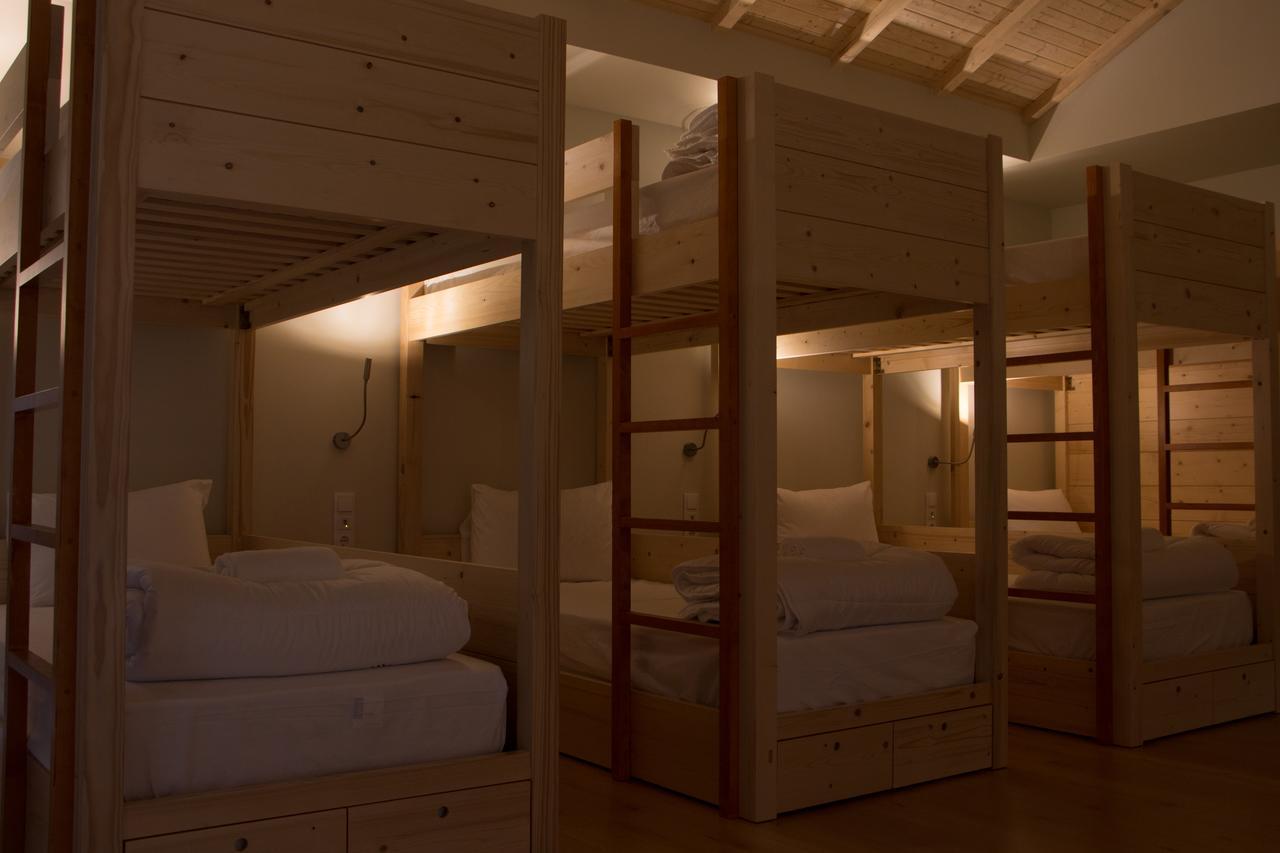 Feira Hostel & Suites Santa Maria da Feira Eksteriør billede