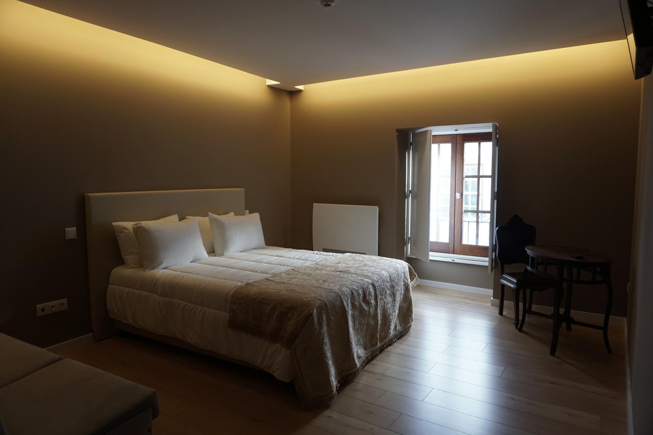 Feira Hostel & Suites Santa Maria da Feira Eksteriør billede